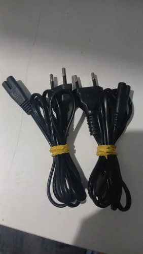 Kit 2 Cabos de Energia para Aparelhos Eletrônicos ACEITO PROPOSTA!!