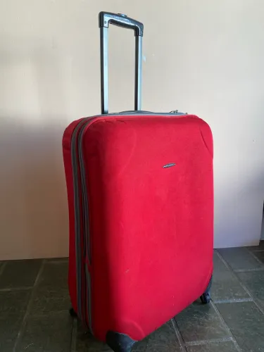 Mala grande de viagem 23kg vermelha