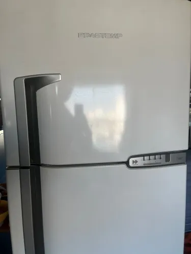 Geladeira Brastemp 127V - BRM39EBAMA- Funcionando Perfeitamente