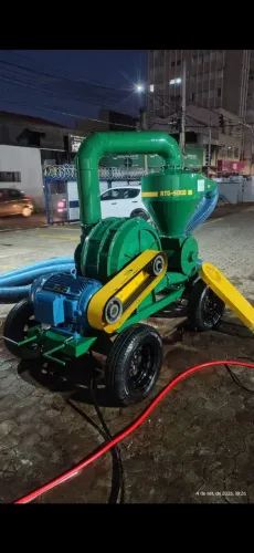 Sugador e Transportador de Grãos COMAG ATG-5000