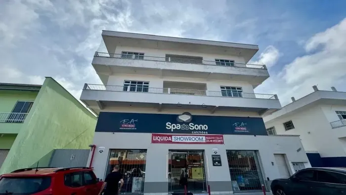 Imóvel para aluguel tem 100 metros quadrados com 3 quartos em Itaum - Joinville - SC