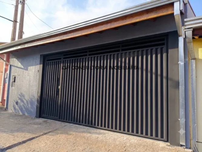 Imperdível oportunidade de adquirir casa com 2 quartos e 2 vagas de garagem no Jardim Belo
