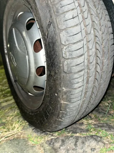 Troco rodas Corsa Wind seminovas