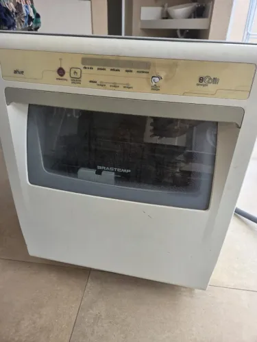 Lava-Louças Brastemp Ative! 8 Serviços 220V - Prática e Eficiente