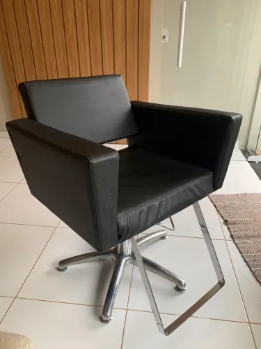 Cadeira para cabeleireiro 