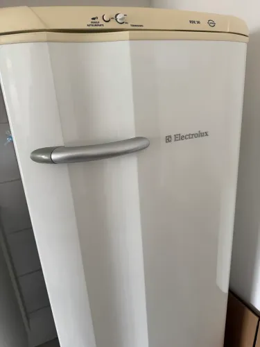 Geladeira Eletrolux RDE 30