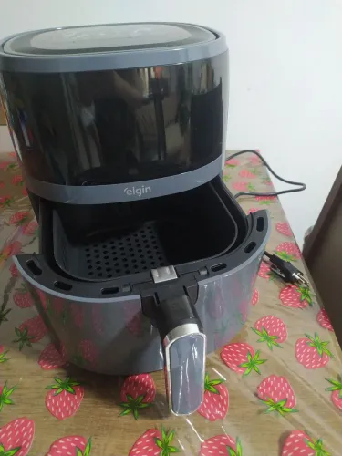 AirFryer nova, nunca usada.