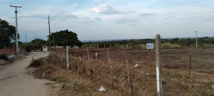 Vende terreno em Serrinha Bahia