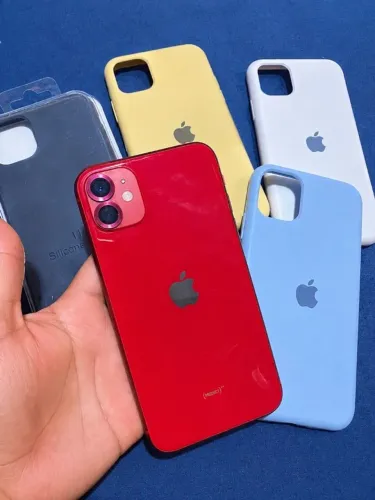 iPhone 11 semi novo