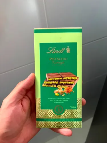 CHOCOLATE SUÍÇO LINDT PISTACHE