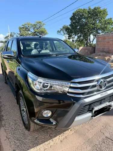 Toyota Hilux CD SRX 4X4 2.8 TDI 16V Diesel Aut. 2017