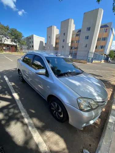Toyota Etios XS Sedan 1.5 Flex 16V 4P Mec. 2015