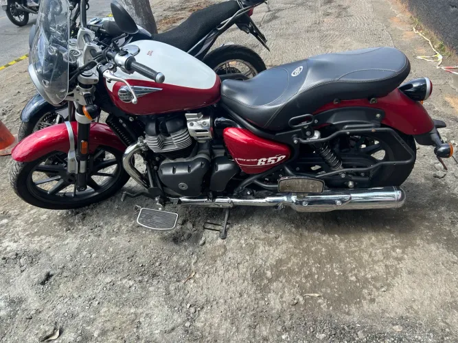 Royal Enfield Super Meteor 650