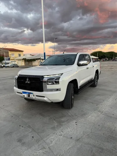 Mitsubishi TRITON HPE 2.4 CD 4X4 TB Diesel Aut. 2026