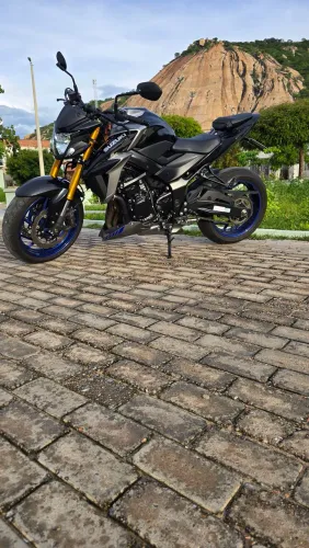 GSX-750 Extra!