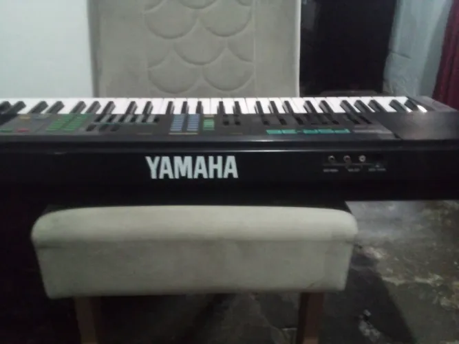 Pianos e teclado musical Yamaha