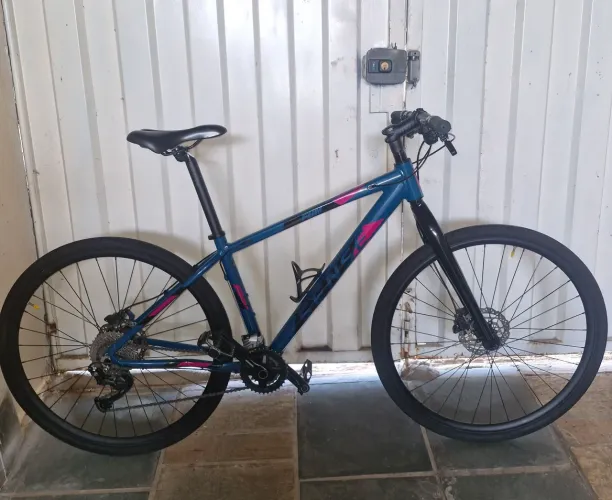 Bicicleta bike urbana Sense Fun Evo Shimano Alívio 2x9 toda shimano QUADRO M