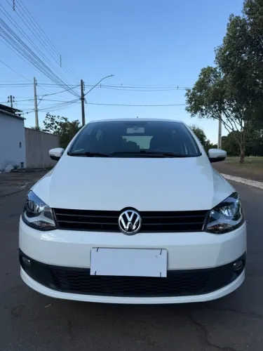 Volkswagen Fox 1.0 MI Total Flex 8V 5P 2014