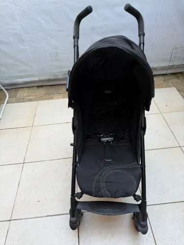 Carrinho de Bebê Chicco Original - Compacto, Leve e Dobrável