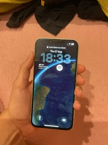 iPhone 13 Branco - 128GB