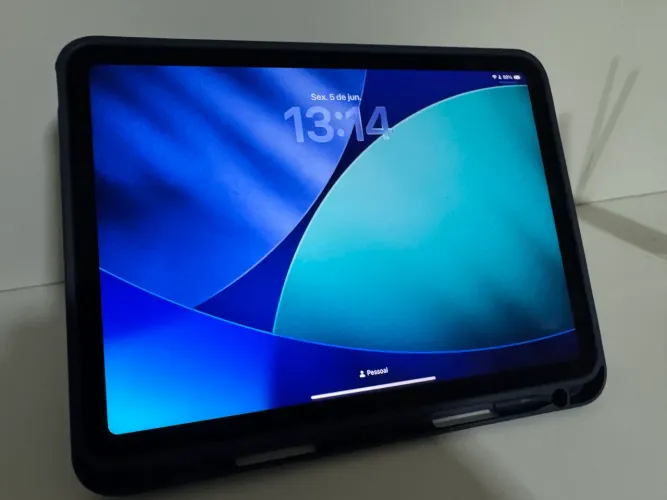 IPAD AIR M1MUITO CONSERVADO