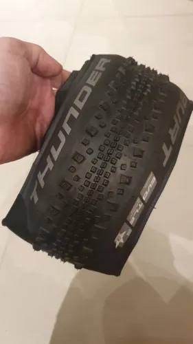 (Novo) Pneu Schwalbe Thunder Burt - EVO TLE