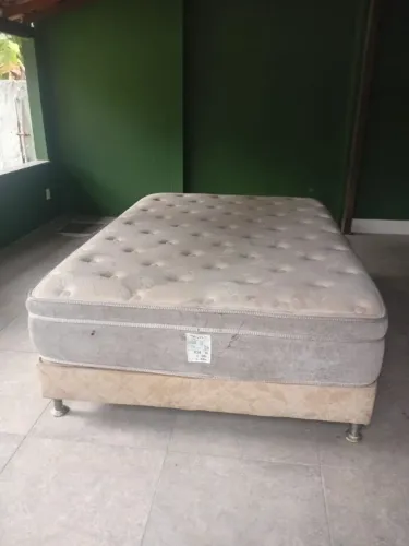 Cama viúva nova