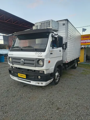 VW 8.160 Delivery Ano 2017/18 baú Refrigerado!!