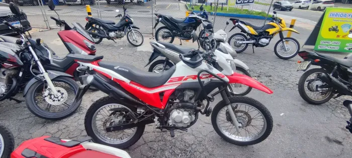HONDA NXR BROS 160 BRANCA 2019 Shalon veículos Cariacica 