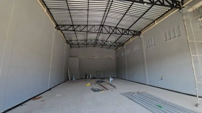 Galpao comercial em aquiraz 040, 200 m²