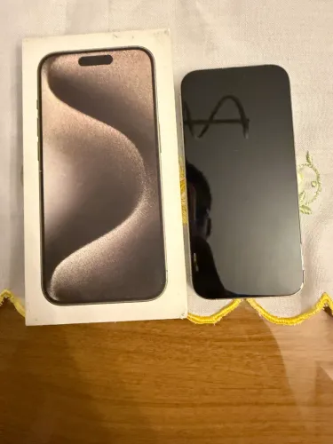 iPhone 15 Pro Natural Titanium