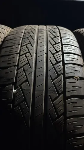 Pneu 265/65/17 Pirel STR 70 % vida útil