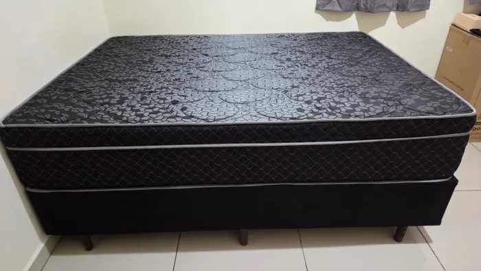 CAMA CASAL
