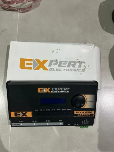 1x Processador de Audio Expert PX-1 PRO