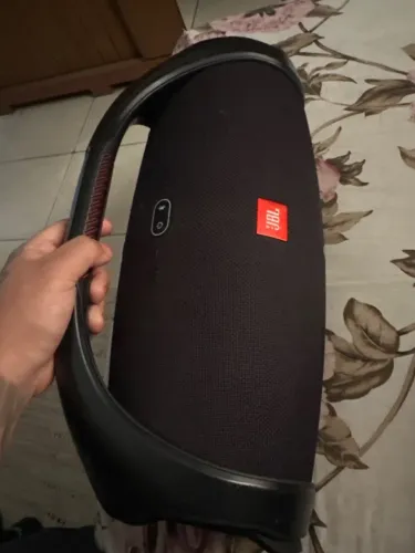 JBL bombox 2