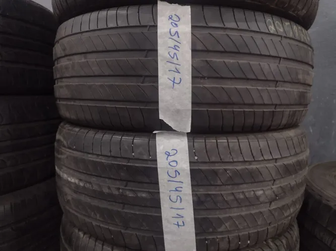Pneus 205/45/17 Michelin 
