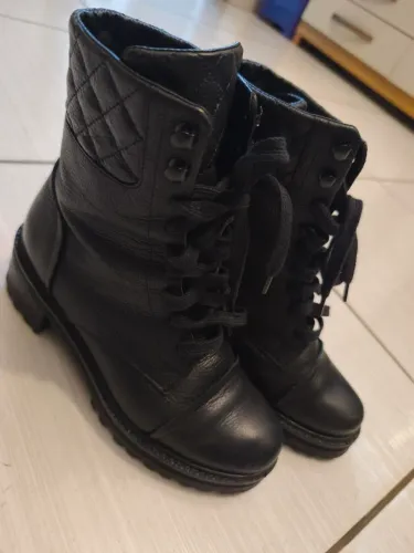 Bota Coturno Capodarte - Nº 34 (Forma Grande, Pouco Uso)