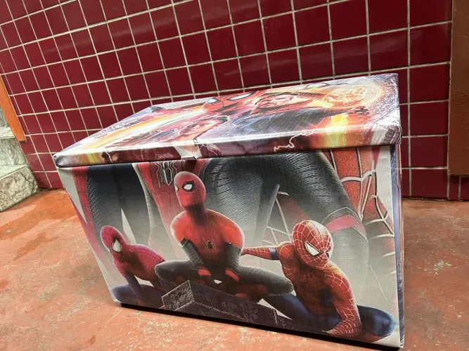 VENDO BAÚ PARA BRINQUEDOS OU ROUPAS