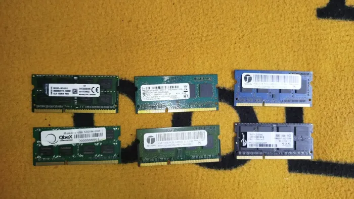 Vendo memória RAM de notebook DDR3