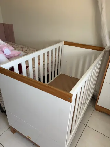 Berço Infantil Completo (vira cama) + Colchão, Dossel e Velcro
