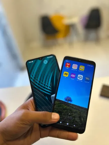 Vendo 2 celulares (leia a descrição)