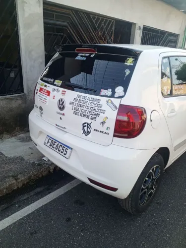 Volkswagen Fox Selecao 1.0 Total Flex 8V 5P 2014
