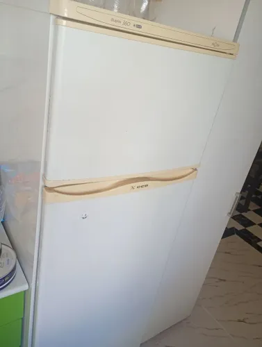 Vendo geladeira cce