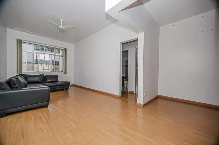 Ótimo Apartamento na Ary Parreiras em Icaraí - Niterói - RJ
