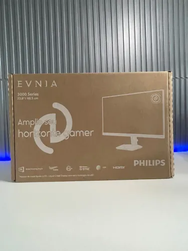 Monitor Gamer Philips Evnia 3000 23,8? 144Hz