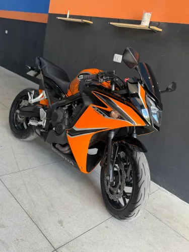 CBR 650F ano 2019 a mais nova da região
