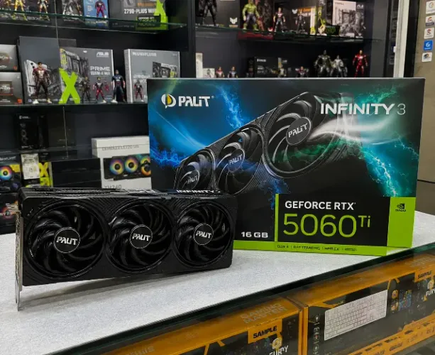 Placa de Video GeForce NVIDIA PALIT RTX5060TI 16GB INFINITY 3 GDDR7