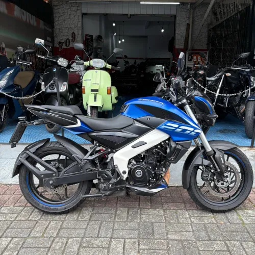 Bajaj Dominar 200 2023 único dono