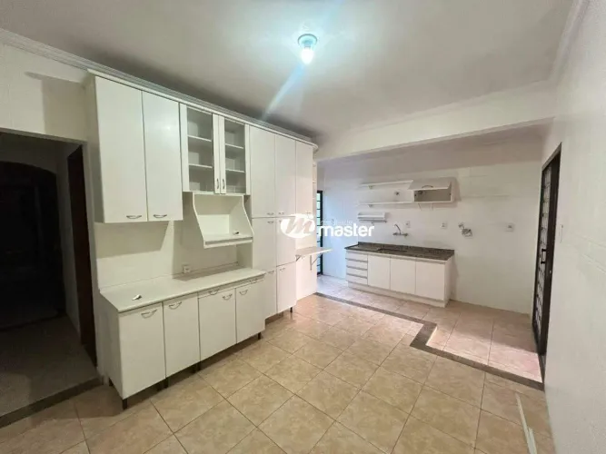Casa para aluguel, 3 quartos, 2 suíte, 1 vagas - Vila Elizabeth (BNH)