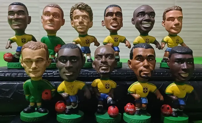 Mini Craques da Coca-Cola: Copa do Mundo de 1998 (Coleção de 11 Bonecos)